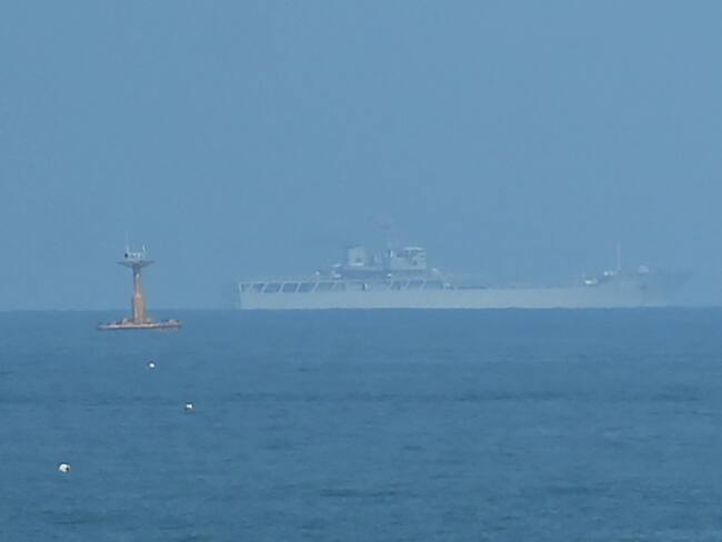 Buque chino. (Photo by GREG BAKER/AFP via Getty Images)