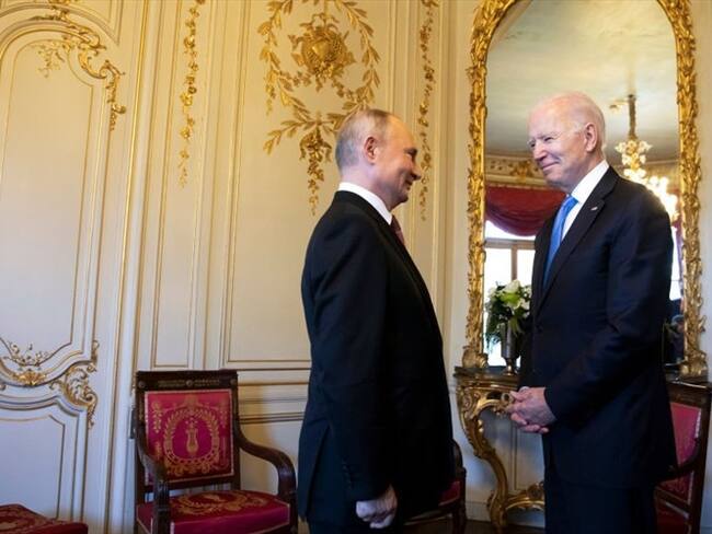 Biden le dejó claro a Putin que las diferencias se solucionan dialogando: Vershbow