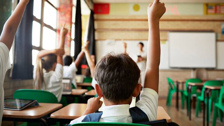 Se está jugando con la educación: diputado por corte de energía en colegios de Neiva