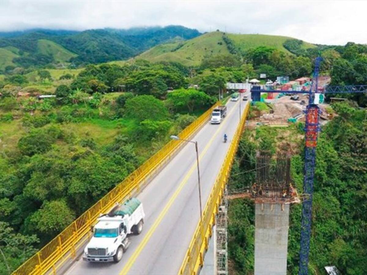 La autopista 4G de Ibagué a Cajamarca avanza con normalidad