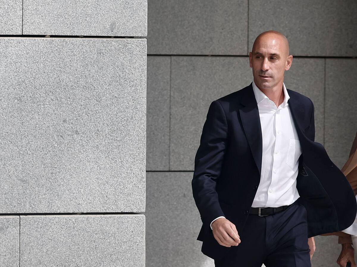 Luis Rubiales será detenido cuando vuelva a España por contratos irregulares