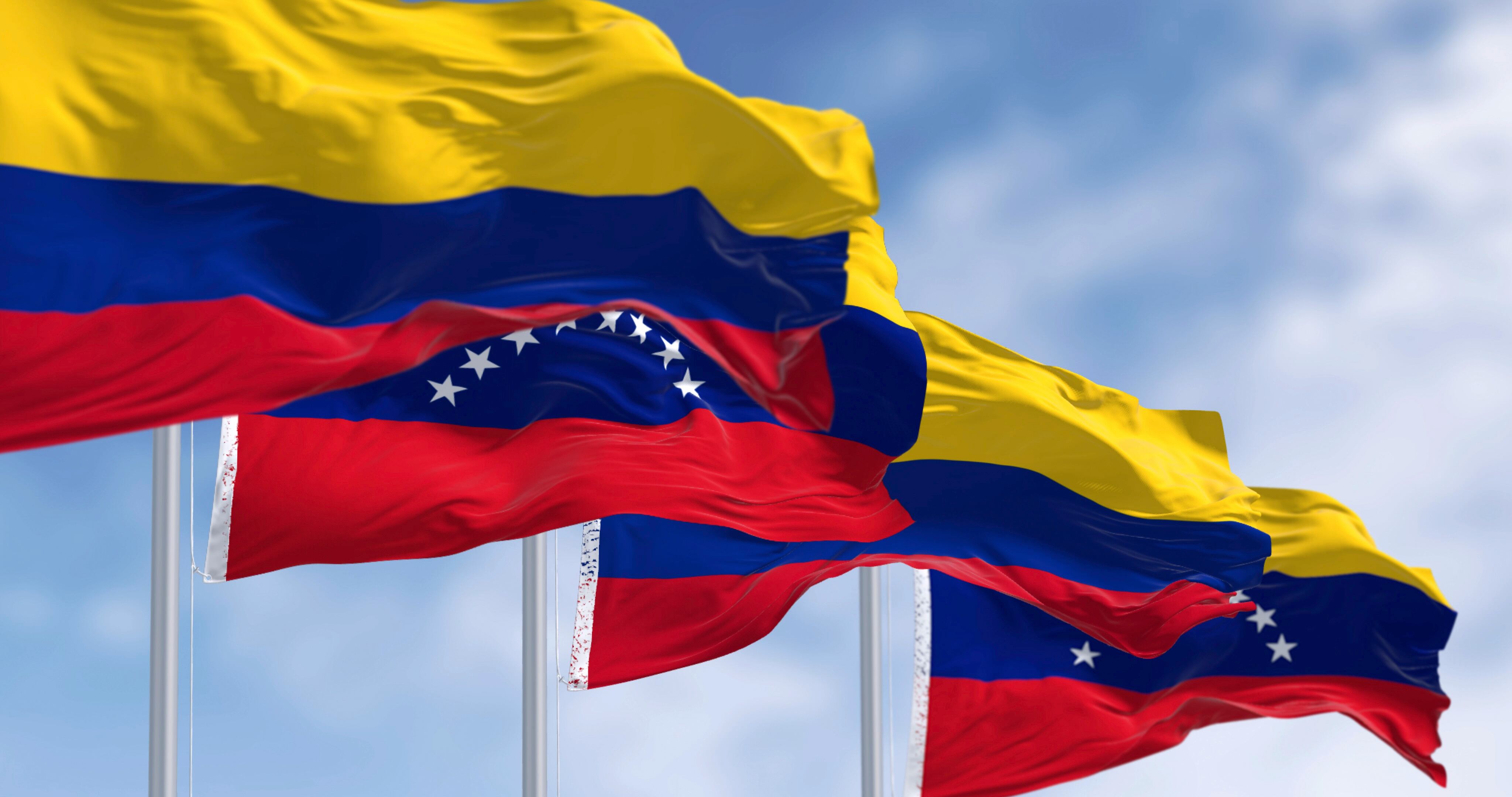 Banderas de Colombia y Venezuela. Foto: Getty Images.
