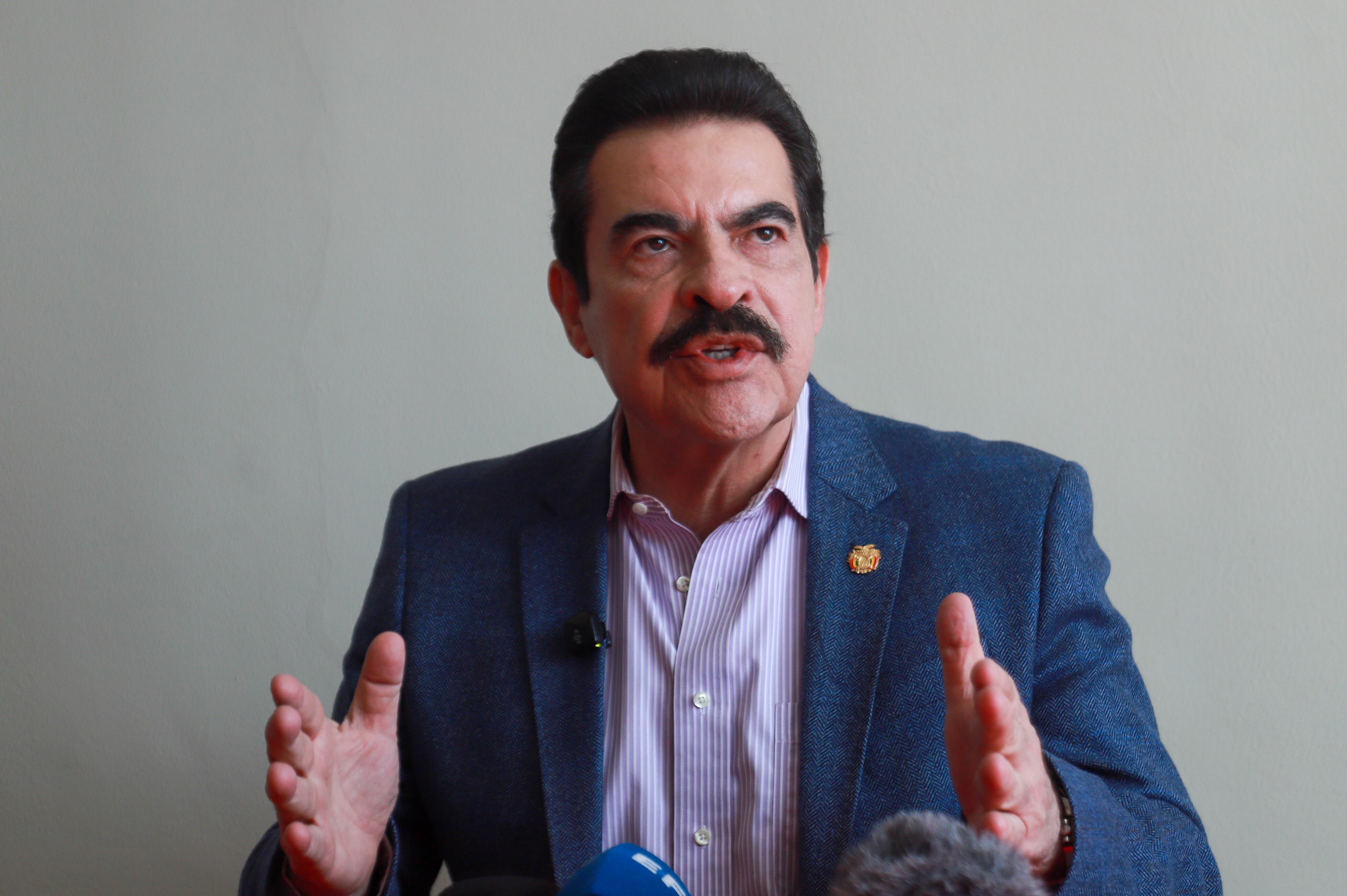 Manfred Reyes Villa. Foto: EFE/ Gabriel Márquez