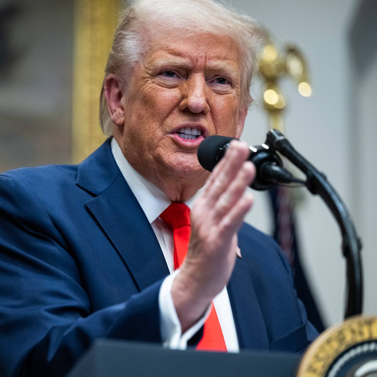 Trump dijo que el trabajo de medios estadounidenses que lo critican “debe ser ilegal”