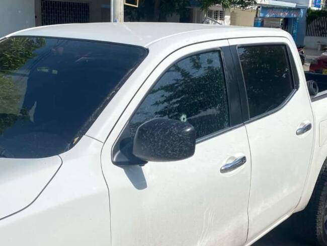 Así quedó el vehículo luego del atentado. Foto: cortesía concejal Anselmo Gual.