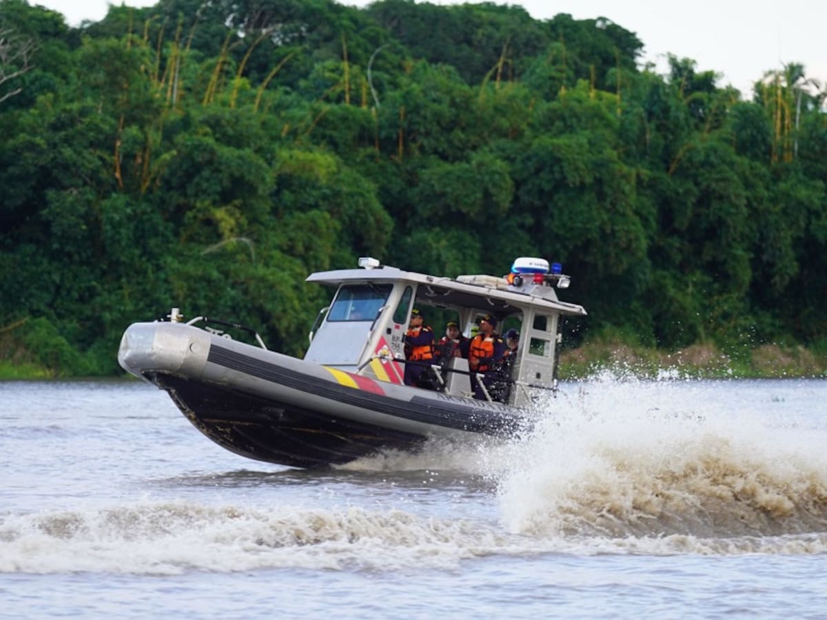 Un mes después de naufragio en Buenaventura, al menos cinco cuerpos no han sido rescatados