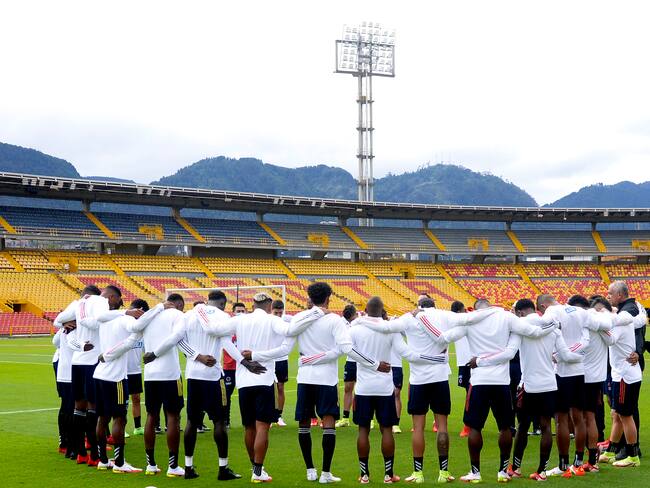 Jugadores de la Selección Colombia en el entrenamiento en el estadio El Campín de Bogotá