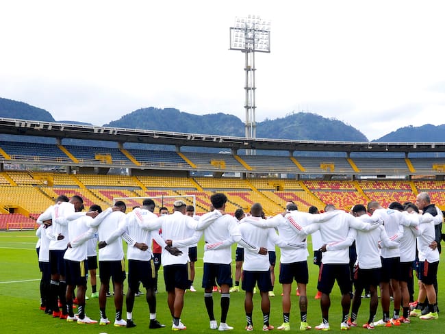 Jugadores de la Selección Colombia en el entrenamiento en el estadio El Campín de Bogotá