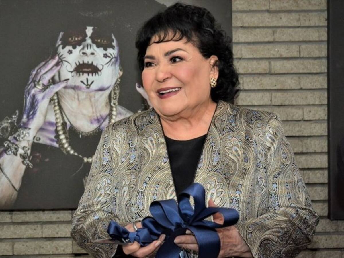 La actriz mexicana Carmen Salinas fue hospitalizada de urgencia