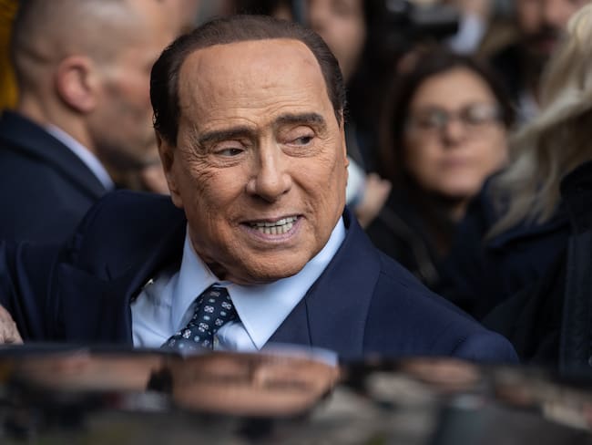 Los enredos del italiano que, desde Colombia, reclama ser heredero de Silvio Berlusconi