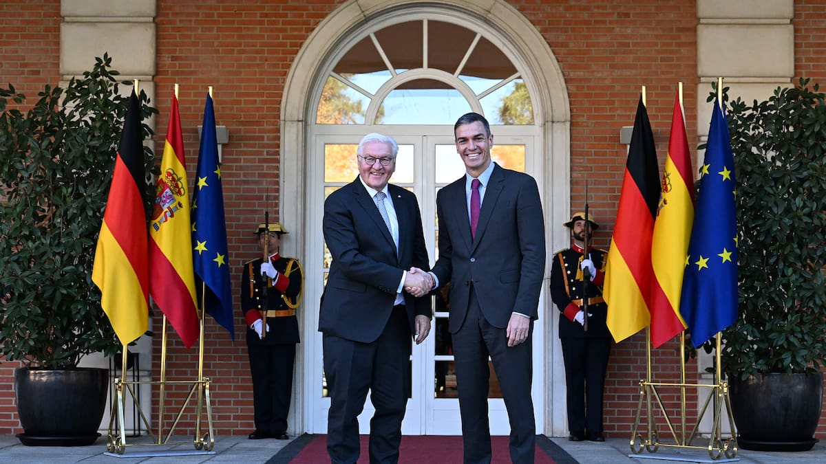 El presidente de España, Pedro Sánchez, recibe por segunda vez a su homólogo alemán en La Moncloa