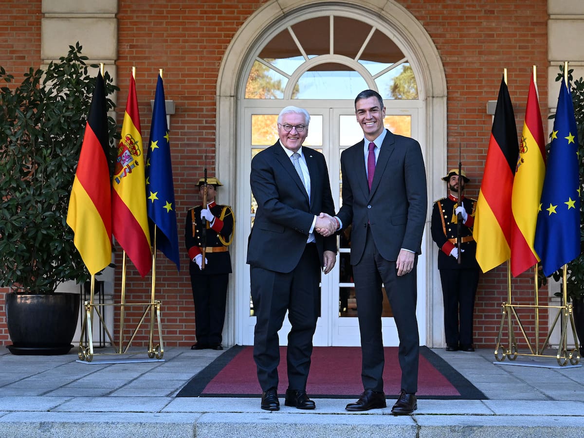 El presidente de España, Pedro Sánchez, recibe por segunda vez a su homólogo alemán en La Moncloa