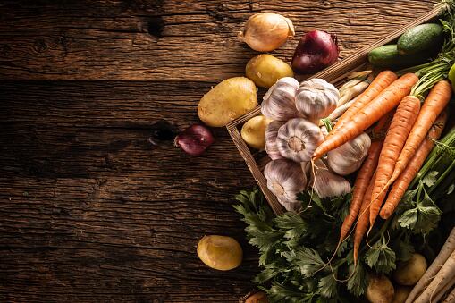 Imagen de referencia de cebollas, ajos y  tubérculos- Foto: Getty