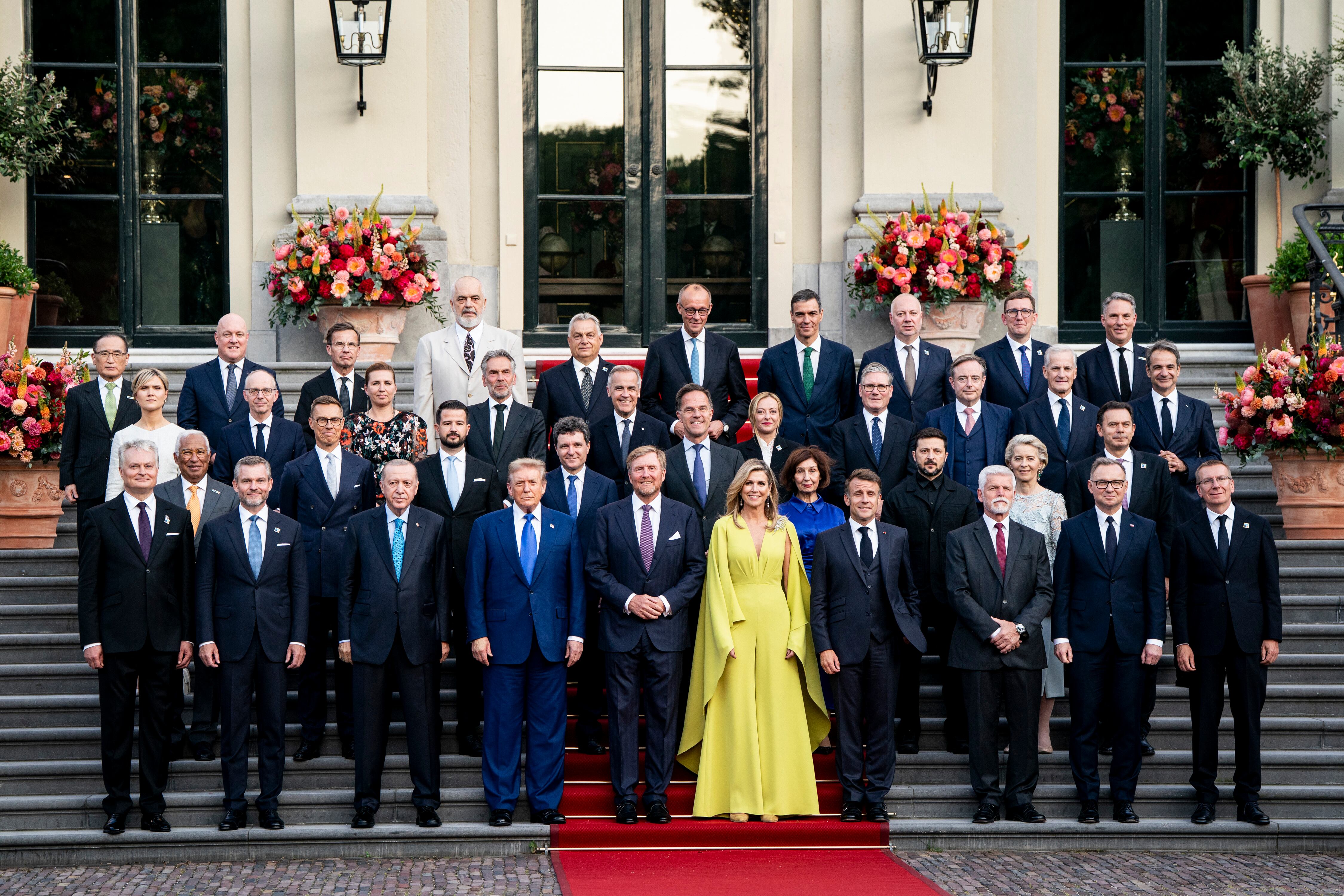Jefes de Estado y Gobierno en la cumbre de la OTAN. FOTO: Haiyun Jiang-Pool/Getty Images
