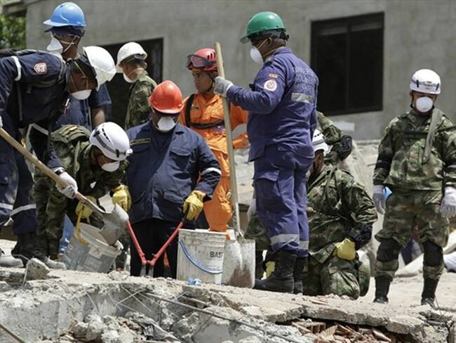 Constructores del edificio que colapsó en Cartagena obstaculizan investigaciones. Foto: Colprensa
