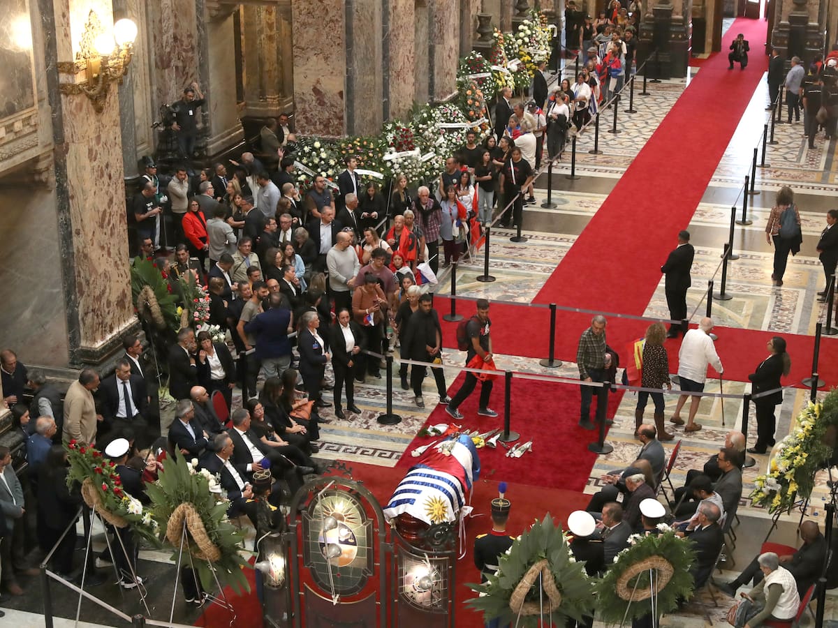 Uruguay vivió una jornada de duelo colectivo y comenzó a despedirse de José ‘Pepe’ Mujica