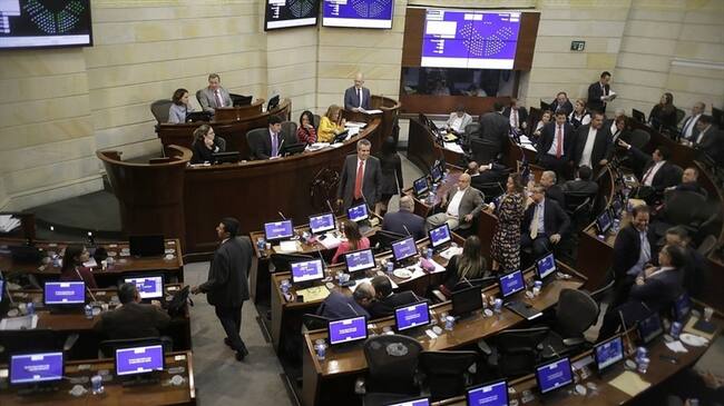 La posibilidad de nombrar a un fiscal “ad hoc” para que adelante las investigaciones del escándalo de Odebrecht generó opiniones divididas en el Congreso. Foto: Colprensa