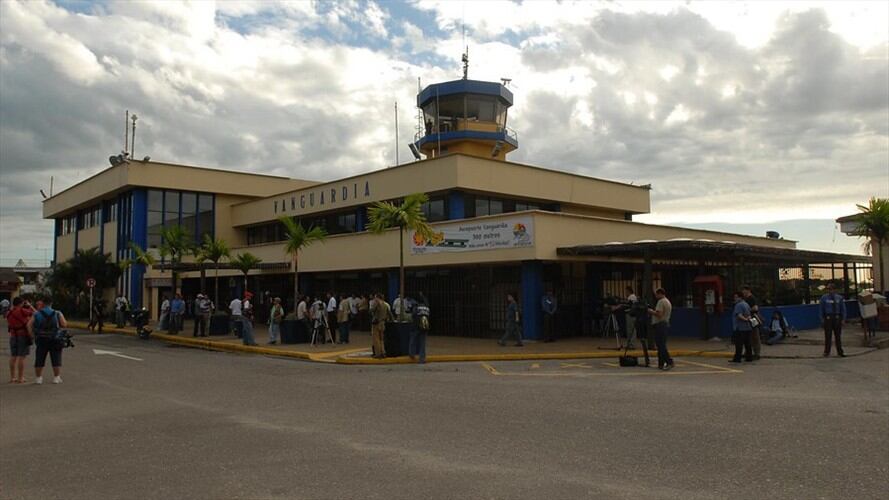 Mantenimiento de infraestructura en el Aeropuerto Vanguardia de Villavicencio. Foto: Colprensa