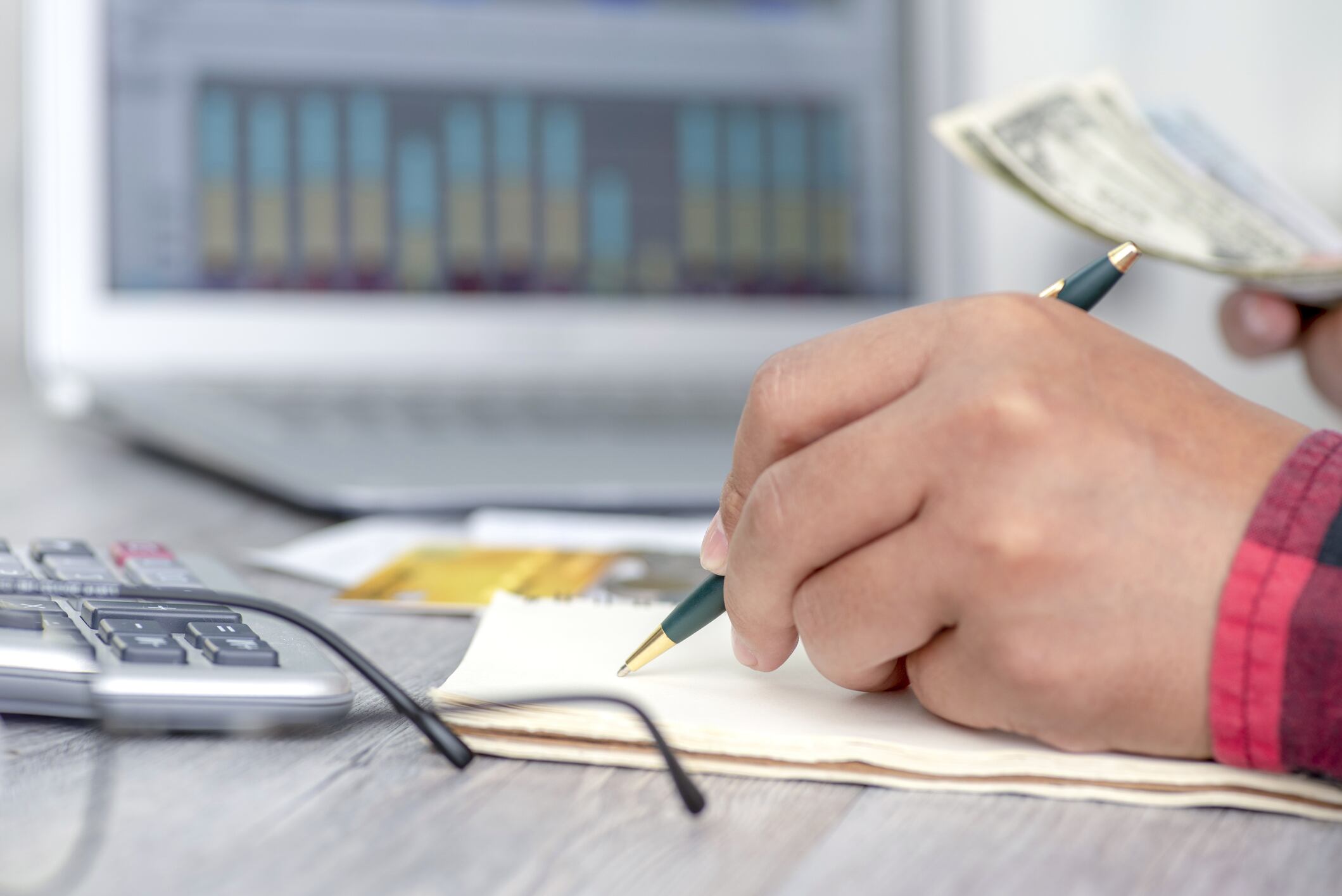 Imagen de referencia de pago servicios públicos. I Foto: Getty Images.