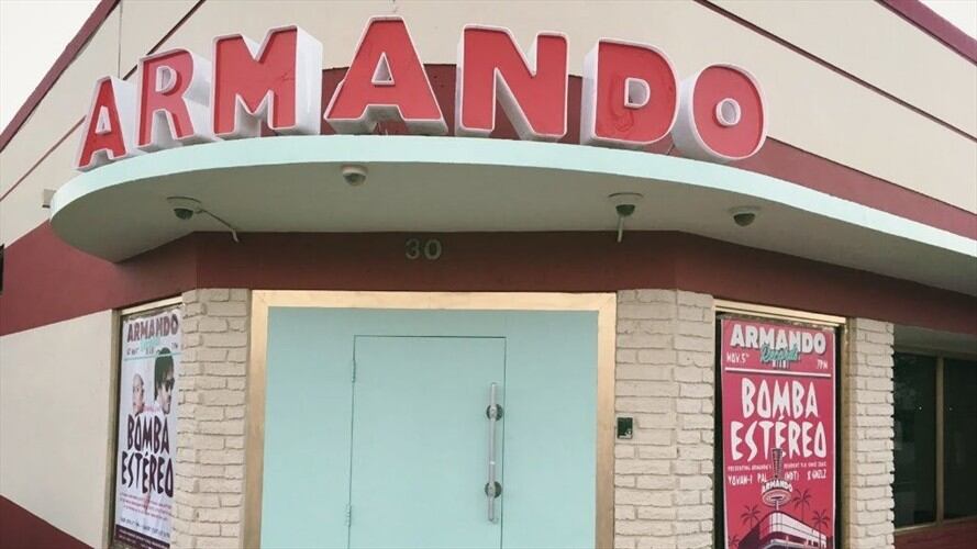 Armando records niega señalamientos en su contra. Foto: @ElParlante / Twitter