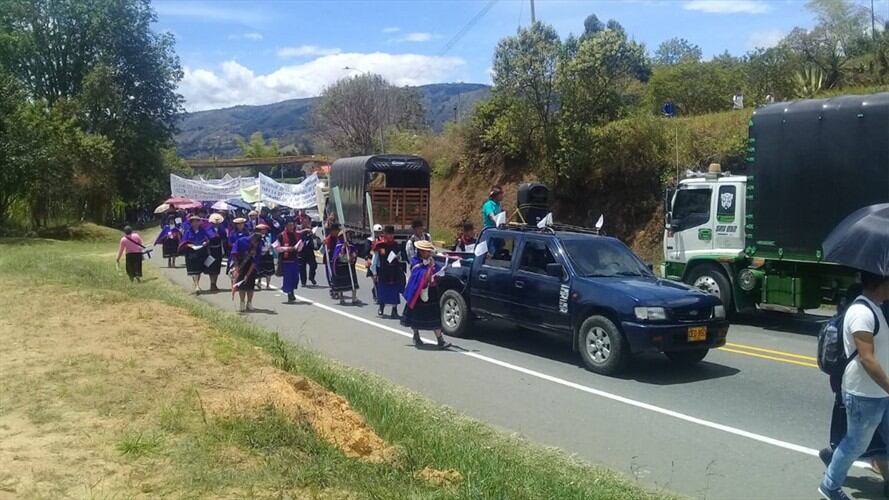 Las comunidades indígenas Misak finalizaron la movilización que habían anunciado con el propósito de rechazar las que consideraron agresiones de sus compañeros Nasa. Foto: Indígenas Misak