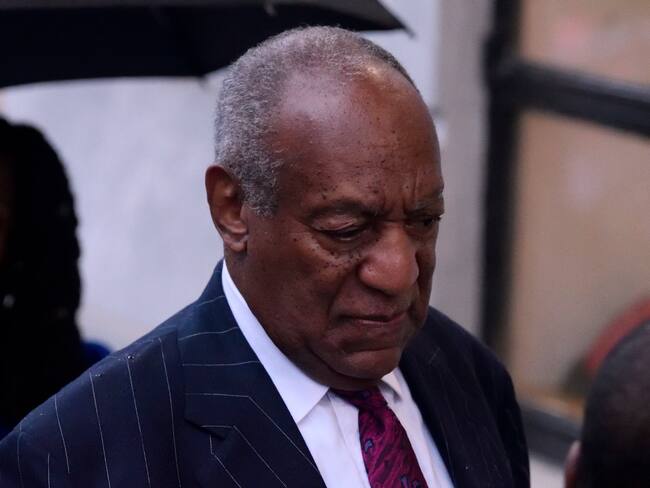Bill Cosby llegando a su juicio en 2018. NurPhoto via Getty Images