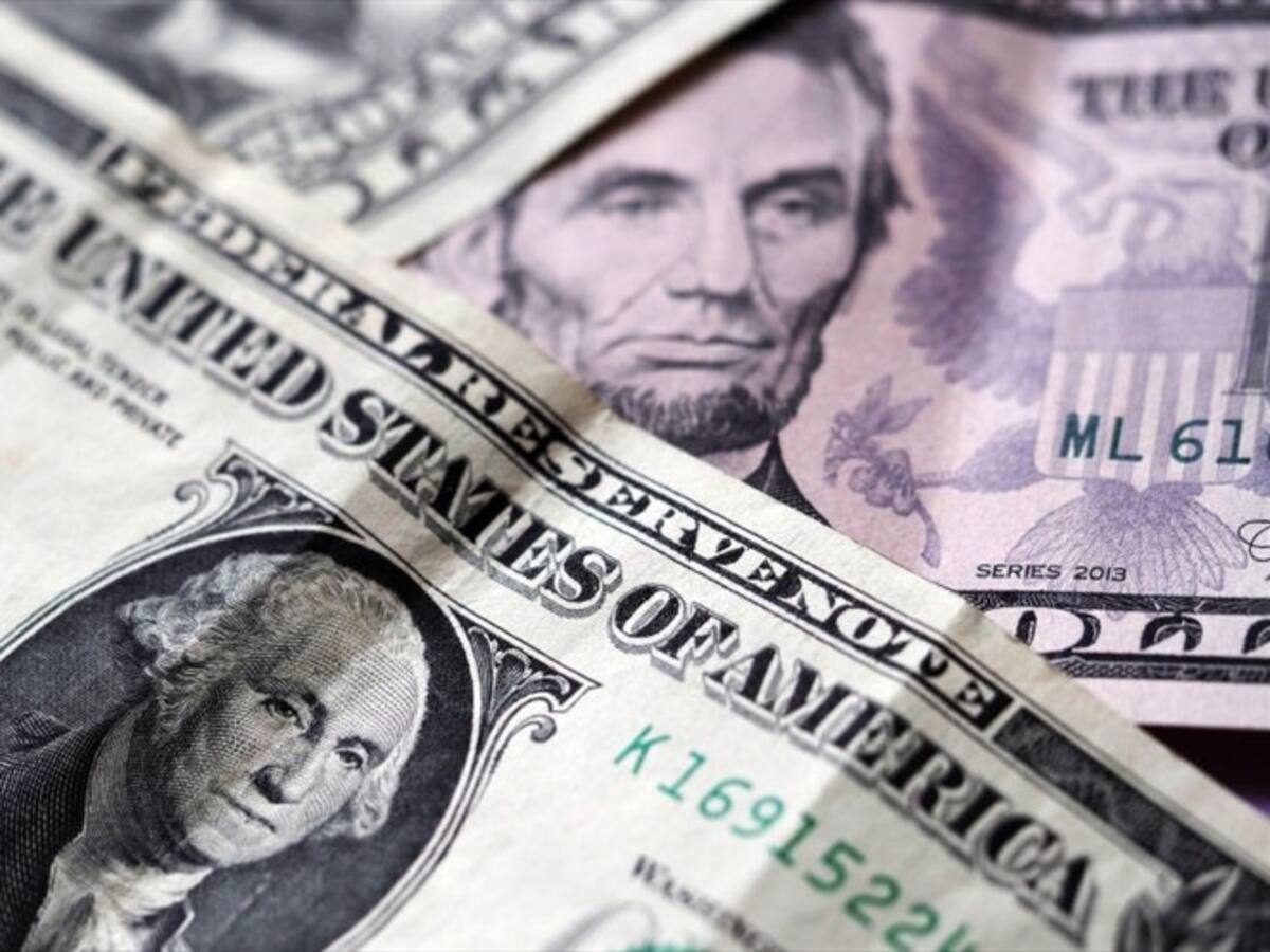 El precio del dólar en Colombia cerró con un promedio de $3.728