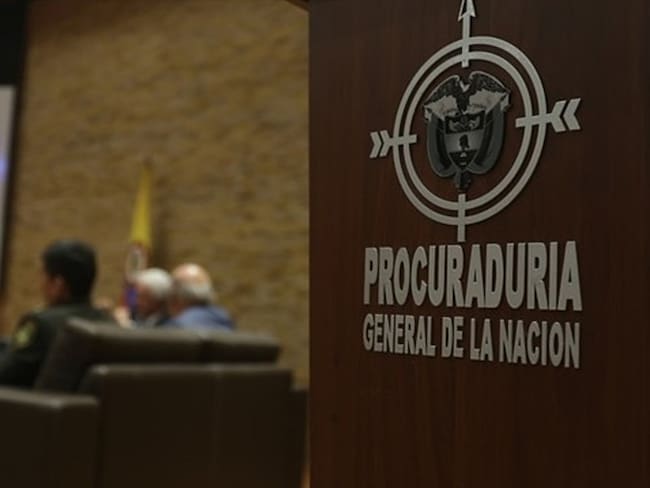 La Procuraduría le pidió a la Fiscalía que investigue una serie de transacciones al extranjero con una persona que sería testaferro de las Farc.. Foto: Colprensa