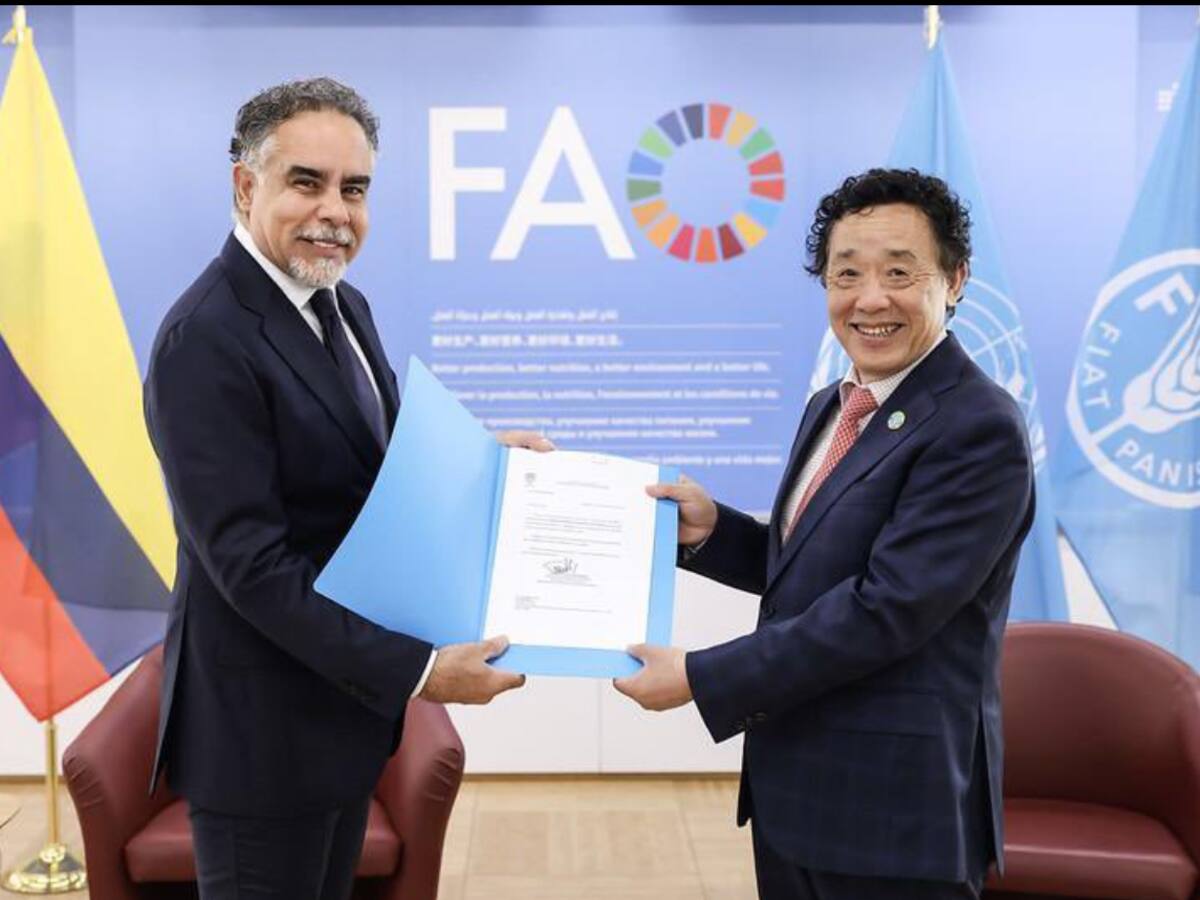 Armando Benedetti presentó credenciales como embajador de Colombia ante la FAO