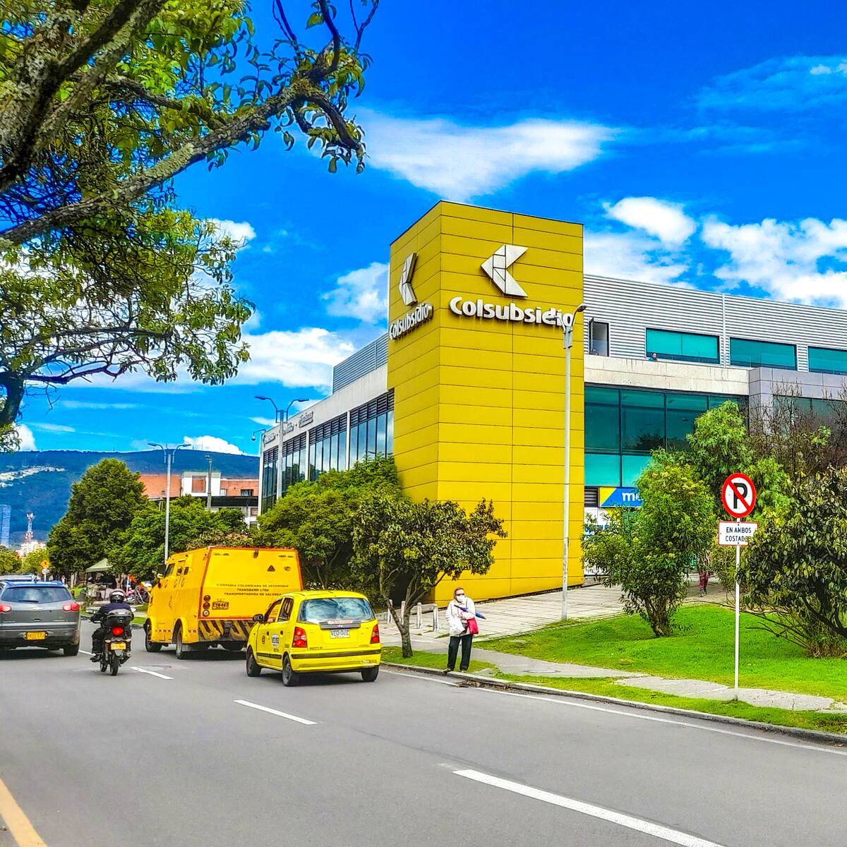 Colsubsidio ofrece plan de retiro a empleados de supermercados que no quieran reubicarse