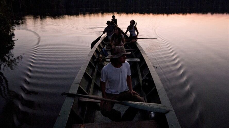 Naufragio de una embarcación deja 23 desaparecidos en río de Perú. Foto: Getty Images