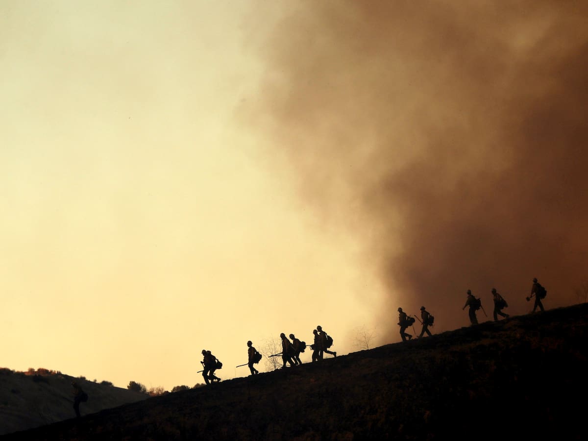 Aumentó a siete la cifra de muertos debido a los incendios que azotan a Los Ángeles