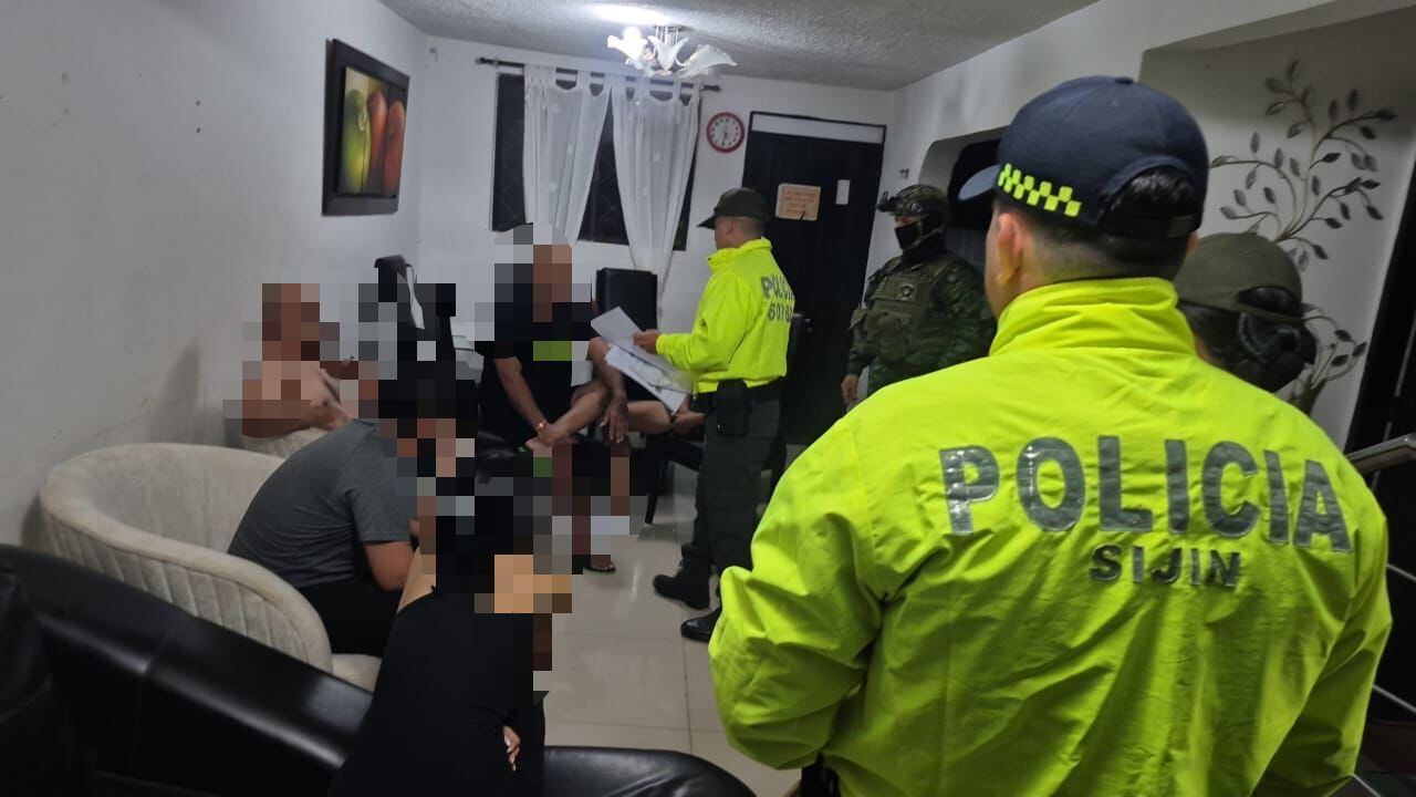 Capturados 22 presuntos integrantes de las ACSN dedicados al tráfico de armas/ Ejército.