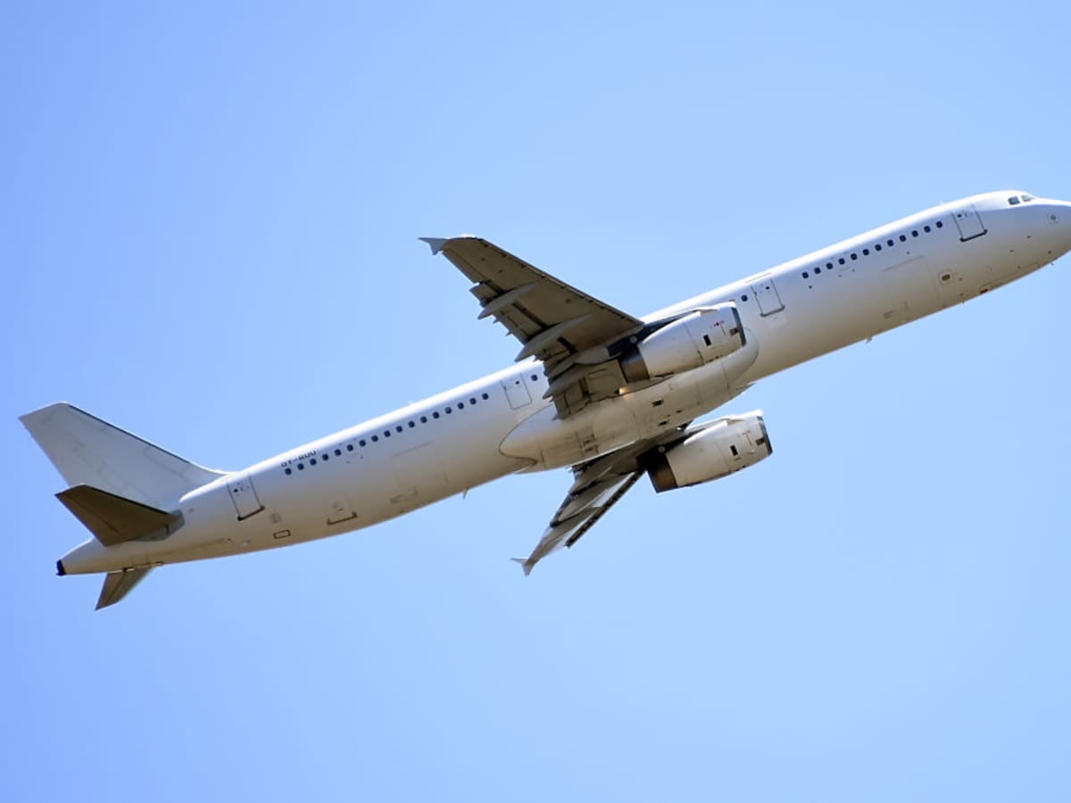 Venezuela suspende conexión aérea con Panamá y R. Dominicana por “acciones injerencistas”