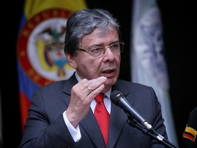 El Tribunal Superior de Bogotá declaró que el ministro de Defensa, Carlos Holmes Trujillo, cumplió con la orden de la Corte Suprema. Foto: Colprensa / CAMILA DÍAZ