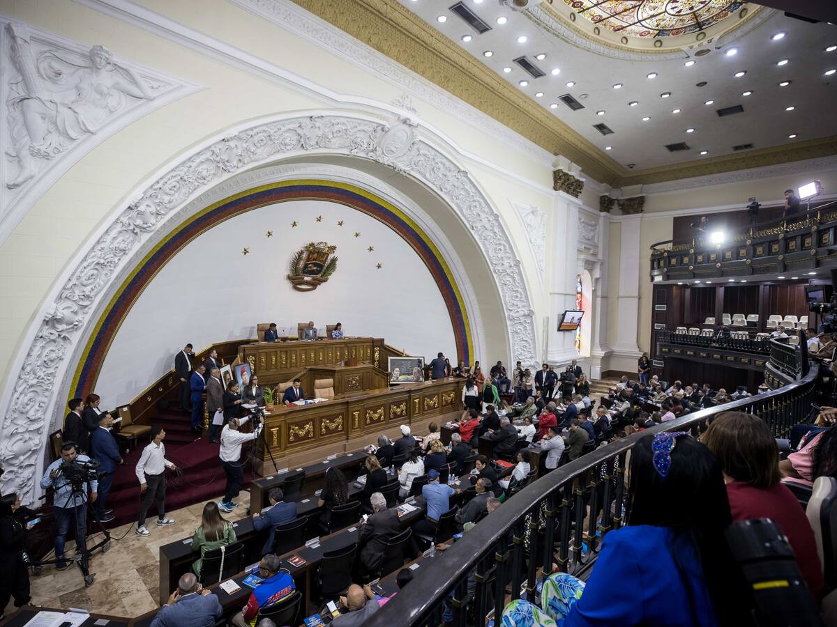 Parlamento venezolano prepara ley para garantizar comercio frente a “piratería” de EE.UU.