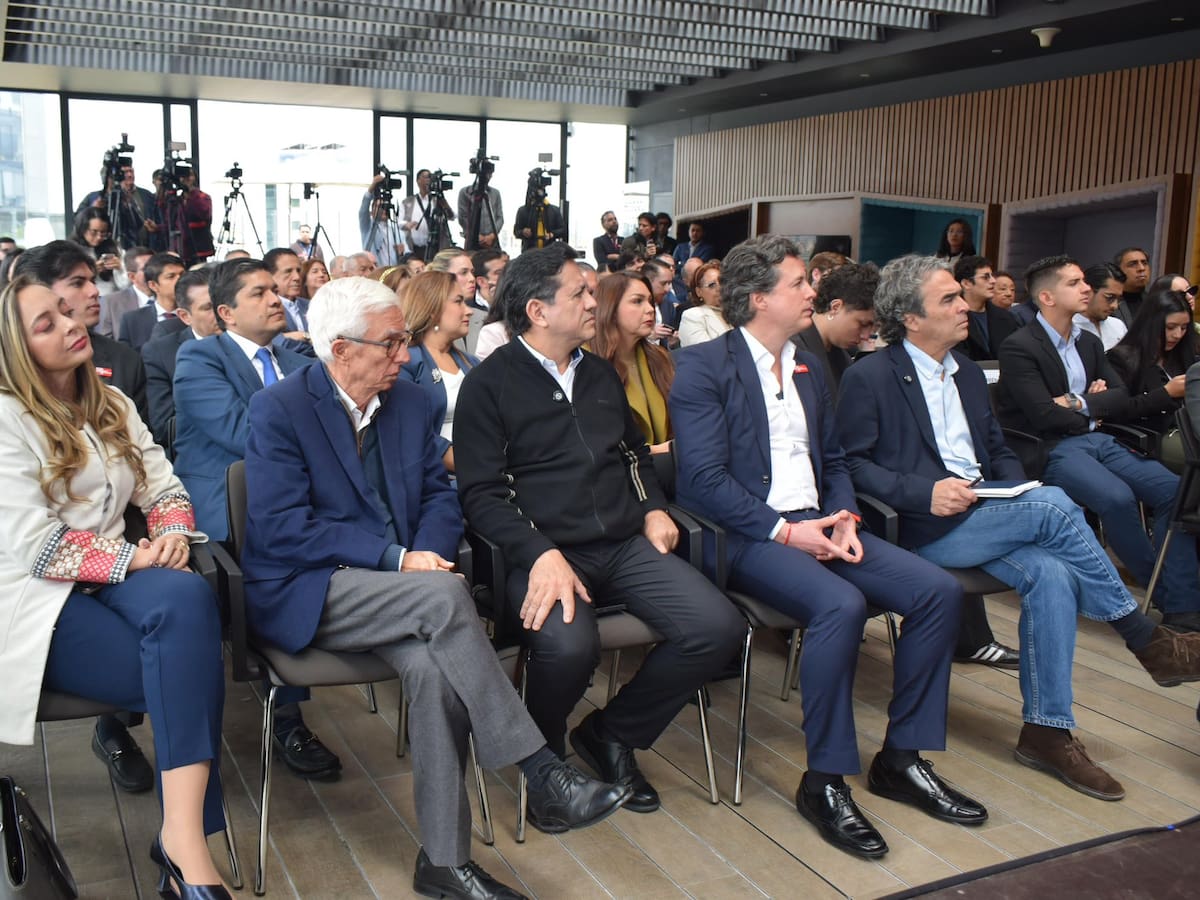 Fajardo, Robledo, Galán y MIRA anuncian coalición para las elecciones legislativas de 2026