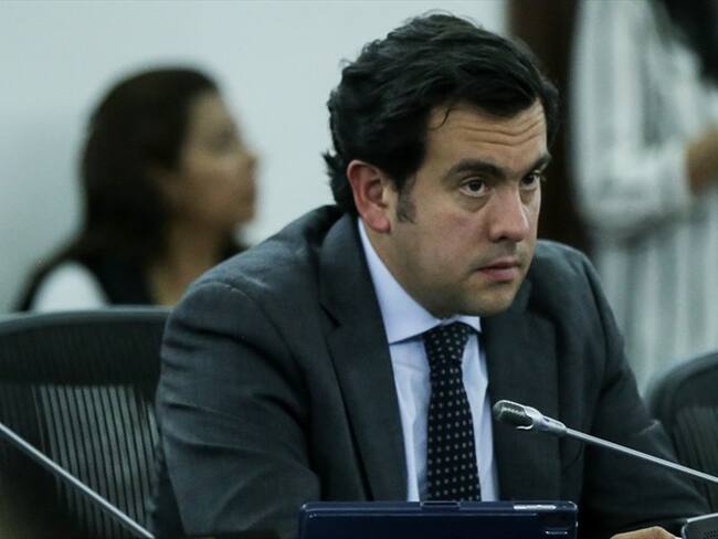 Las normas aprobadas quedaron "chilinguiando": Rodrigo Lara