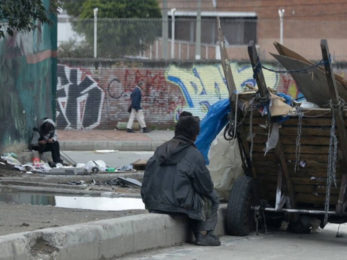 Policía nos persiguió para impedir dar comida a los habitantes de calle: Paola Realpe