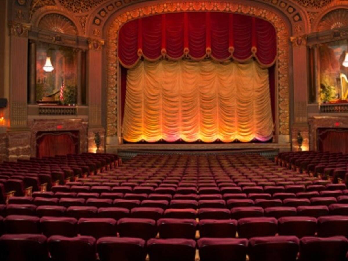‘Amor en tiempos de radio’, obra de teatro que lo transportará por 4 décadas