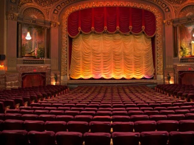 ‘Amor en tiempos de radio’, obra de teatro que lo transportará por 4 décadas