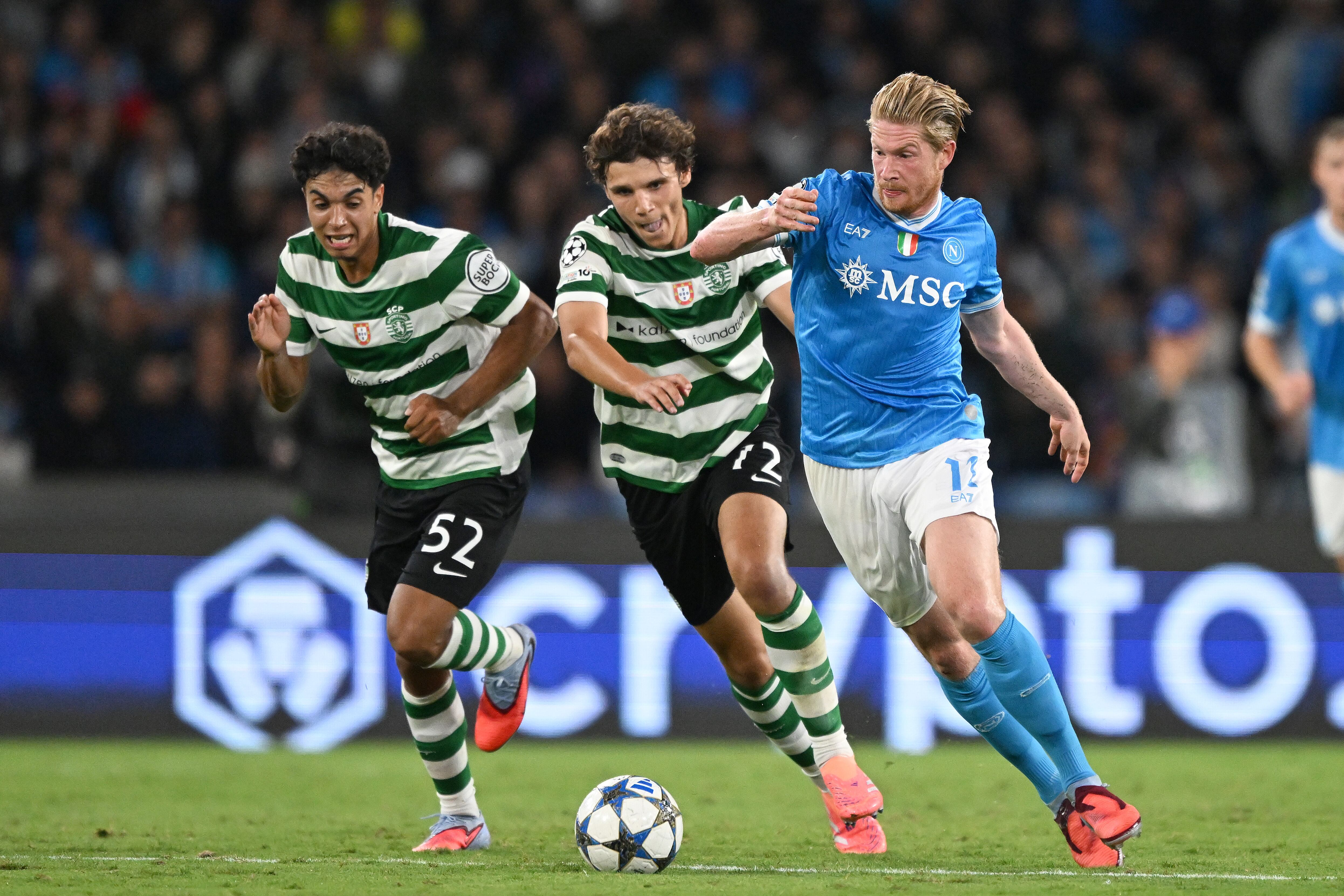 Kevin De Bruyne y Eduardo Quaresma durante el Napoli vs. Sporting de Champions League. FOTO: Francesco Pecoraro/Getty Images