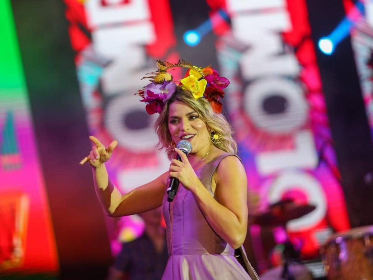 Adriana Lucía lanzó “Salsipuedes” y “Carmen de Bolívar” como homenaje a Lucho Bermúdez