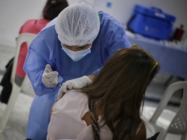 Vacunas COVID-19 en Colombia. Foto: (Colprensa - Álvaro Tavera)