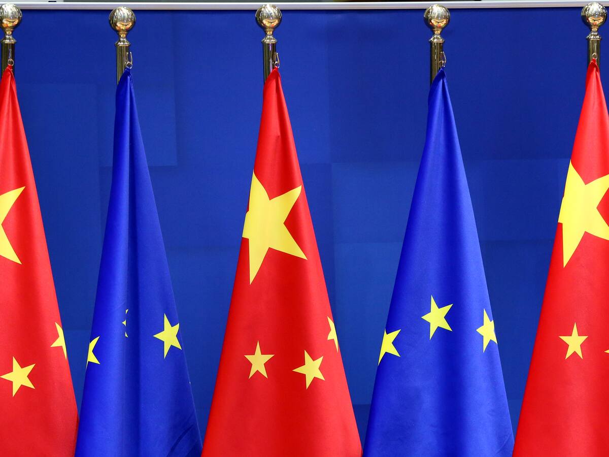 La Unión Europea y China inician una cumbre virtual centrada en Ucrania y la economía