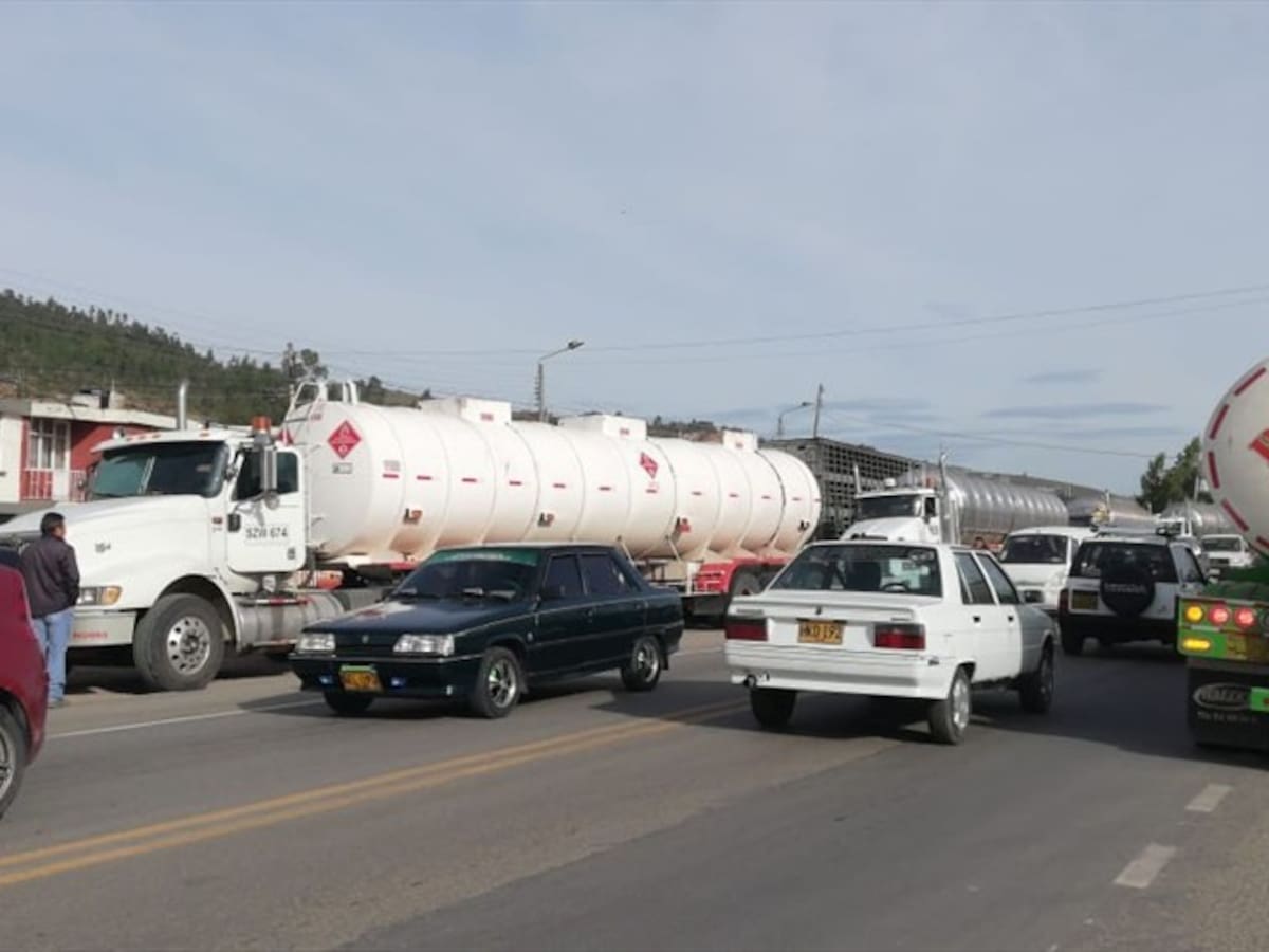 Malestar de transportadores de carga por medidas en vía al Llano que pasa por Boyacá