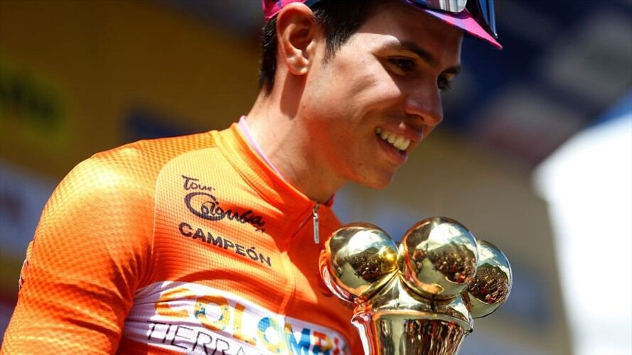 "Uno, dos, tres en la general, ganando tres etapas...no hay palabras para describir el buen trabajo que hicimos", aseguró Higuita.. Foto: Getty Images