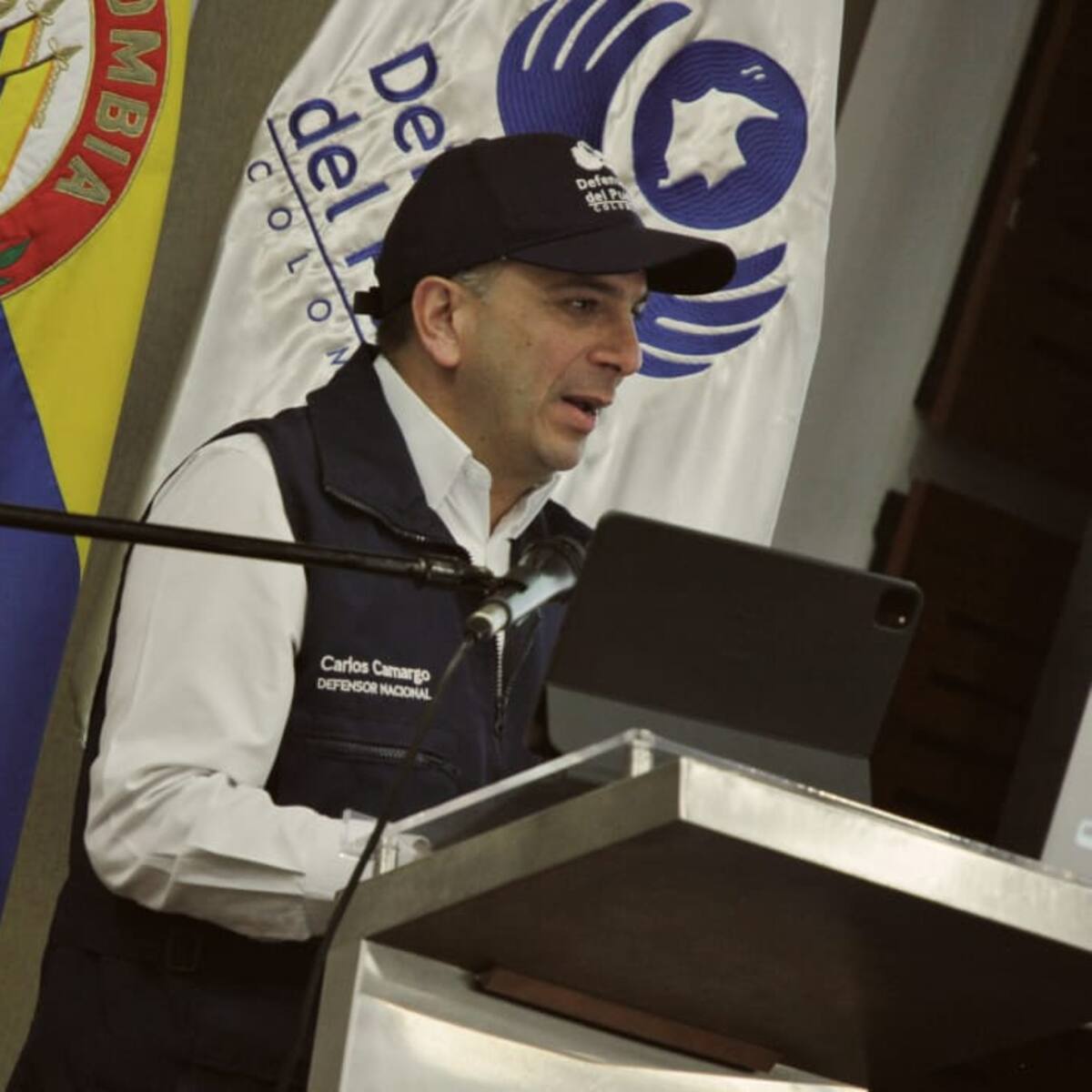 Carlos Camargo, defensor del Pueblo, presentó su renuncia
