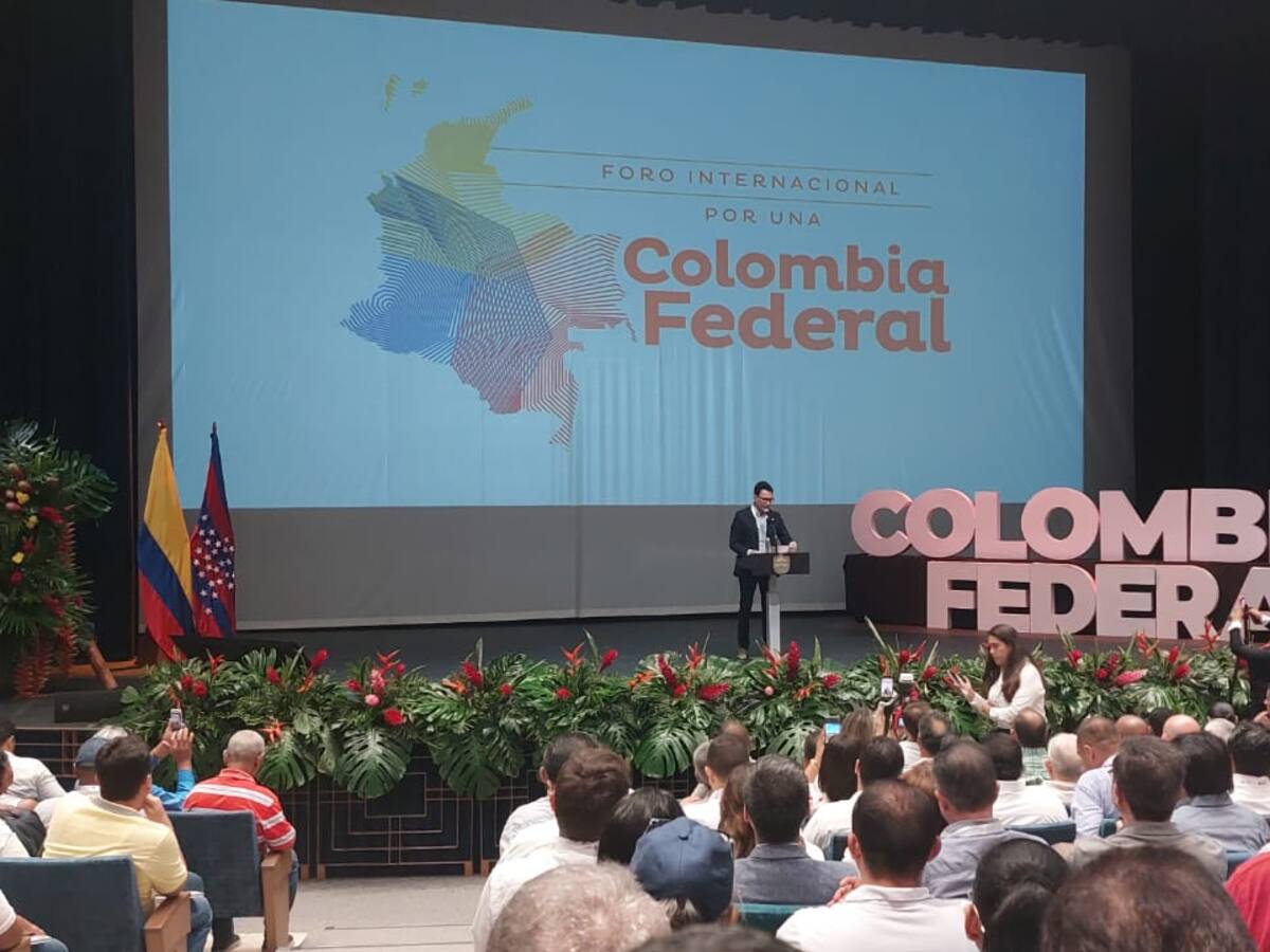 Santa Marta y el Magdalena lideran segundo foro por una Colombia Federal