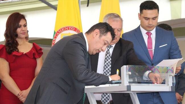 Jhon Rojas Cabrera se posesionó este 01 de enero como el nuevo gobernador de Nariño. Foto: Twitter Jhon Rojas